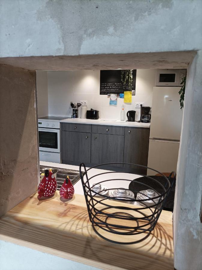 Gite Des Perreyeurs - Maison Troglodyte Avec Vue Sur Loire Montsoreau Luaran gambar